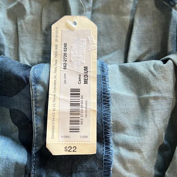 Arizona Jeans Co Blue Camouflage Print Camisole Blouse NWT Size Medium - Picture 5 of 10